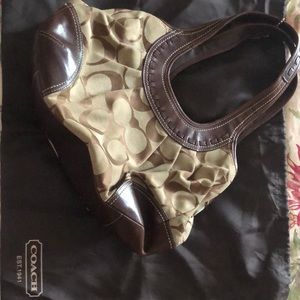 Coach Classic C shoulder bag